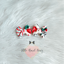 Load image into Gallery viewer, Holly Jolly