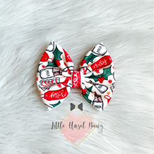 Load image into Gallery viewer, Holly Jolly